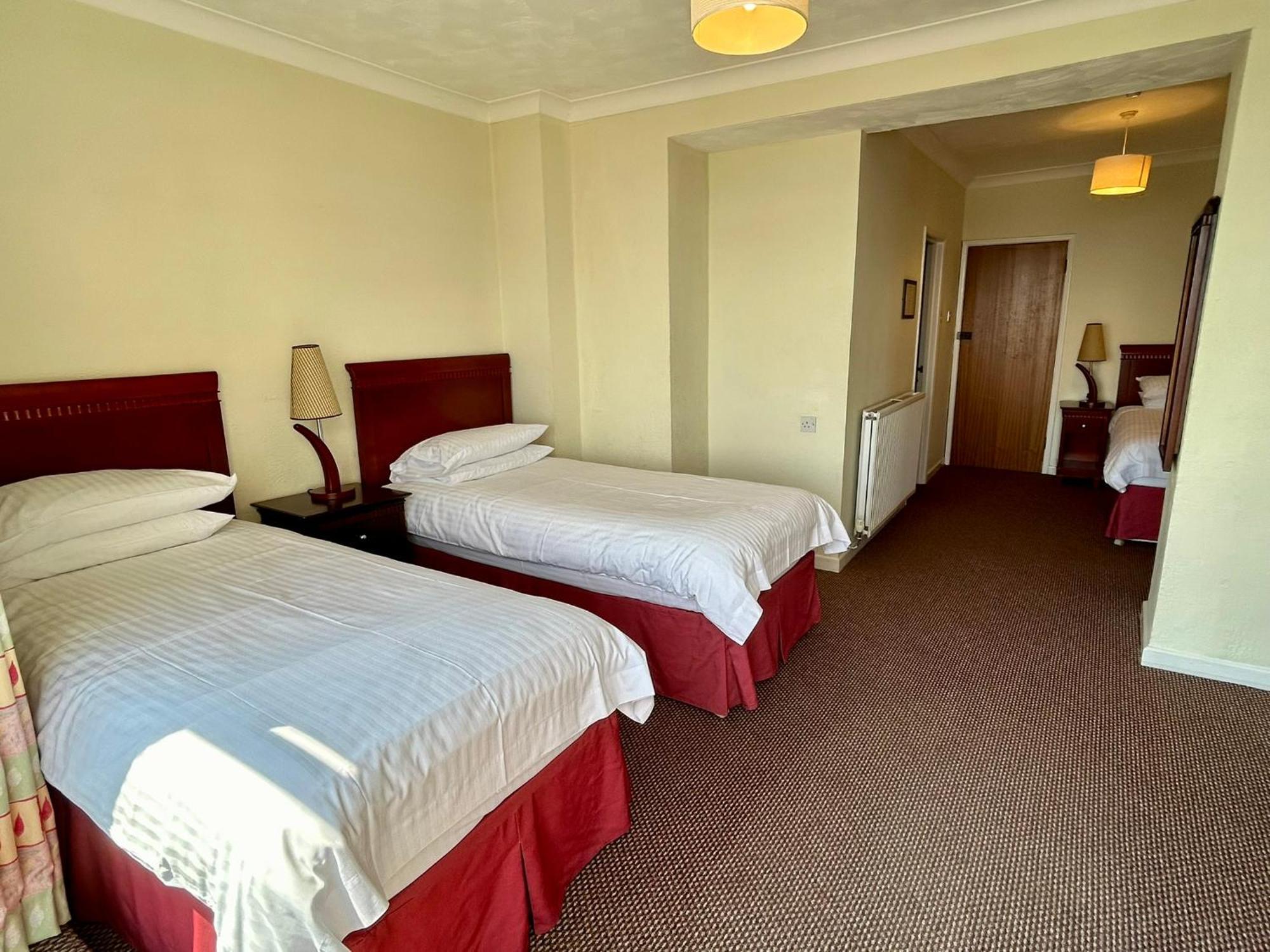 Bay View - Seafront, Sandown - Free Car Ferry For Bookings Of 3 Or More Nights, Subject To Availability Ngoại thất bức ảnh